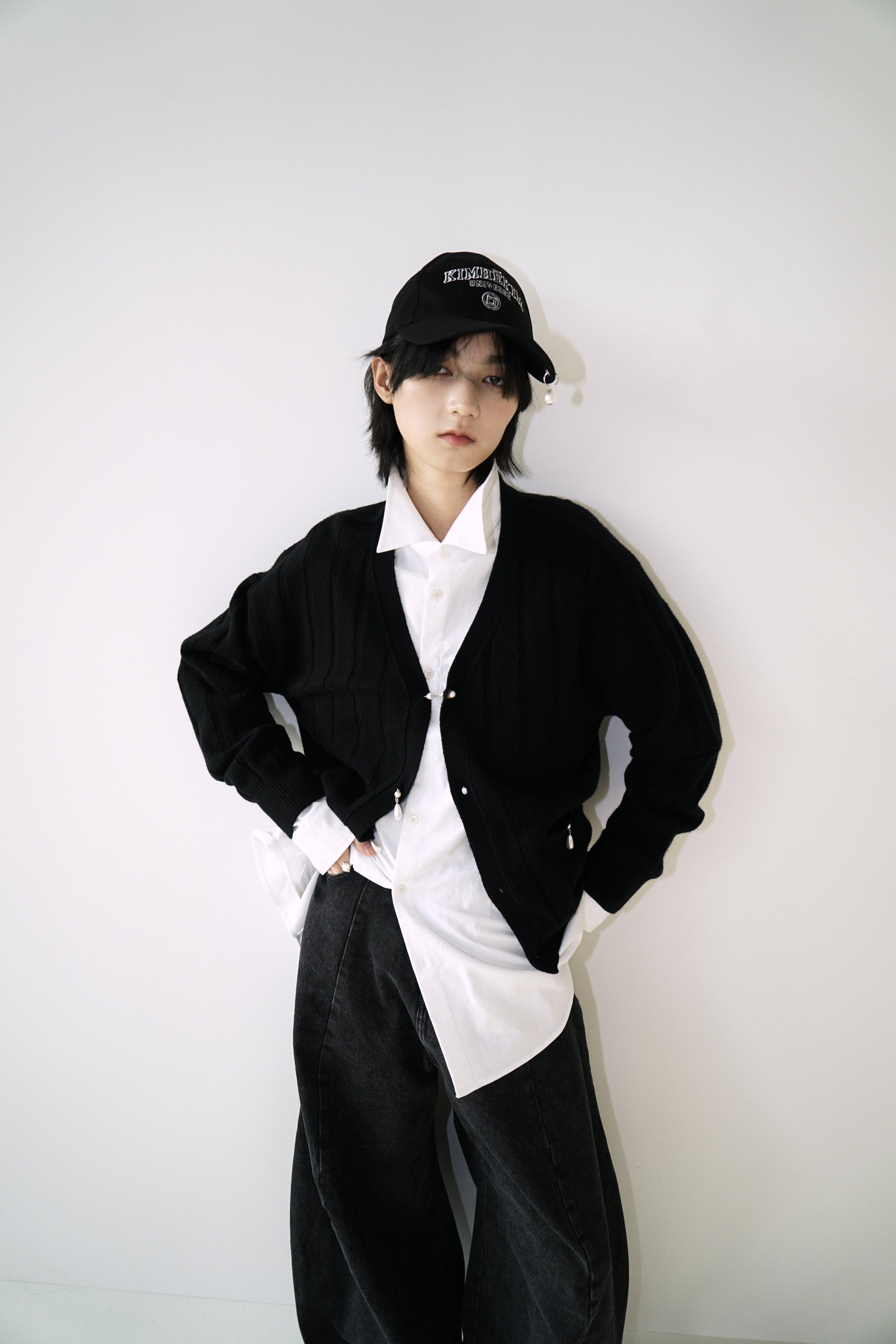 【KIMHEKIM】Pearl Pierced Baseball Cap Pearl Pierced Baseball Cap (Black)