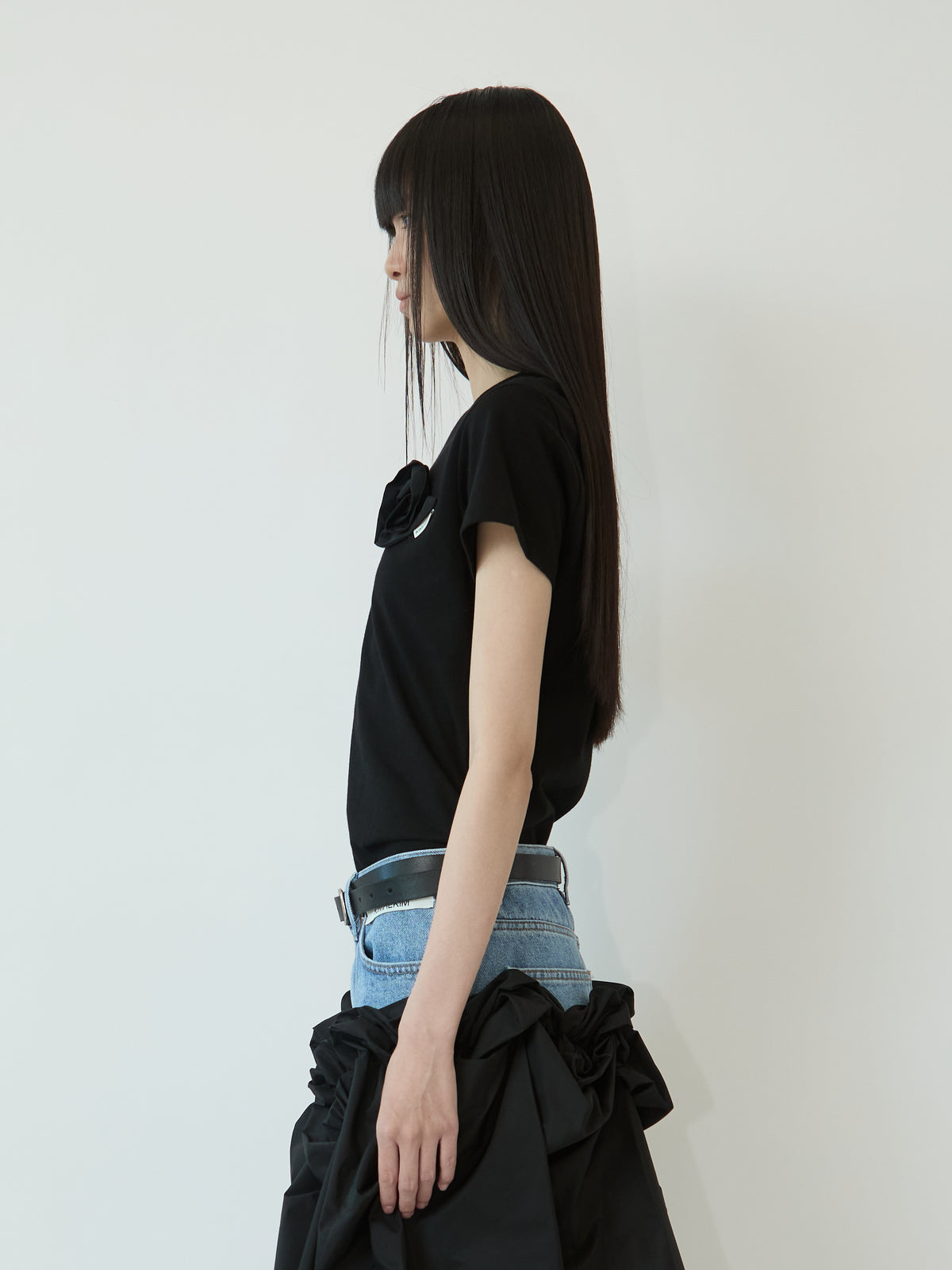 SLIM FIT ROSIE T-SHIRTS (BLACK)