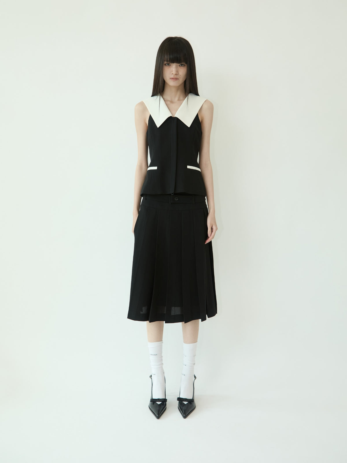 SUMMER MALEVICH VEST (BLACK/WHITE)