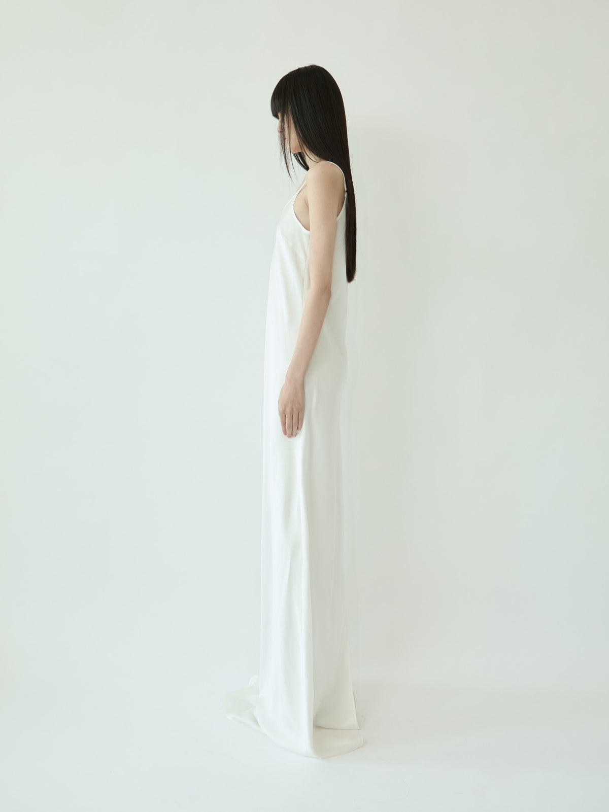 SATIN SLIP LONG DRESS (WHITE)